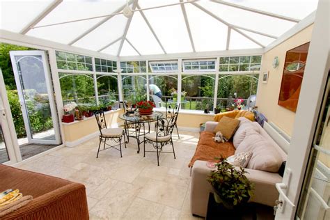 Solarium Vs Sunroom: Choosing the Perfect Sunlit Space