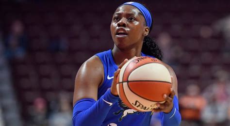 Arike Ogunbowale has 24 points to lead Wings past Dream - Sportsnet.ca