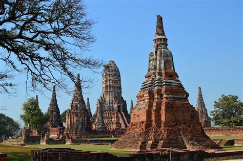 A Brief History of the Ancient Ruins of Ayutthaya in Thailand