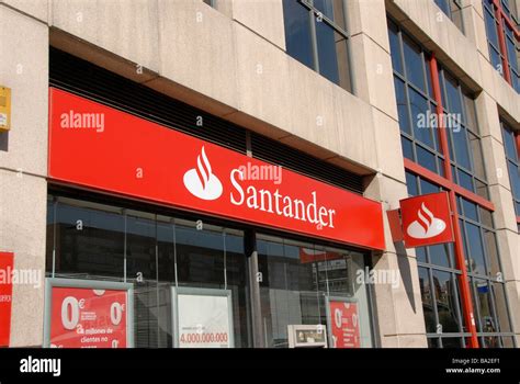 Santander bank sign symbol logo hi-res stock photography and images - Alamy