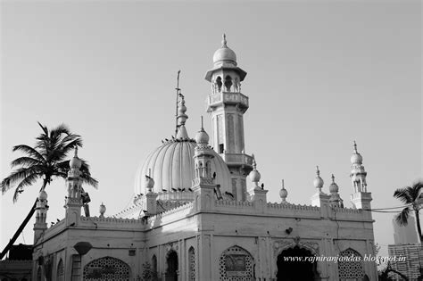 Tales Of A Nomad: Haji Ali Dargah...!!