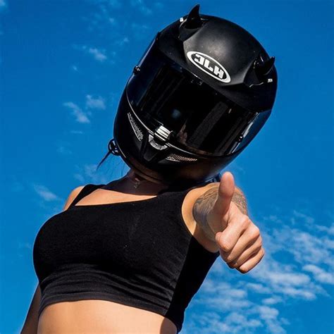 Women and Motorcycles | Dirt bike girl, Motorcycle women, Bikes girls