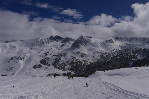 Andorran ski resort "Vallnord" revealed the results of the 2015-2016 season, noting the positive ...