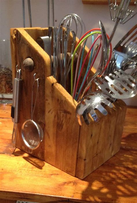 Kitchen Utensil Holder | Wooden kitchen utensils, Timber kitchen, Scrap ...