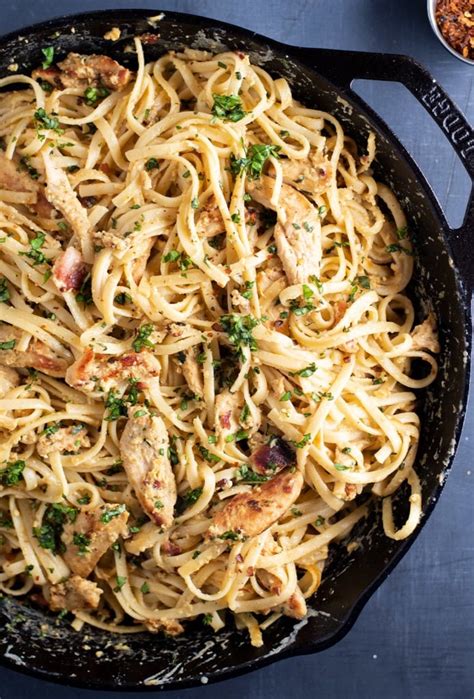 Creamy Chicken Carbonara - Kitchen Swagger