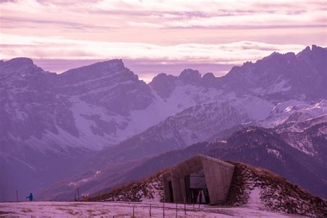 winter mountains view 11575102 Stock Photo at Vecteezy