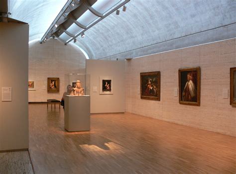 File:Kimbell Art Museum Fort Worth galleries 1.jpg - Wikimedia Commons