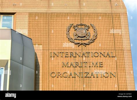 International maritime organization hi-res stock photography and images ...