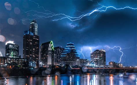 Wallpaper : Austin, Texas, cityscape, night, storm 2048x1275 ...