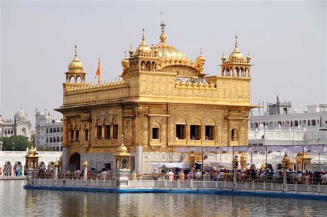 Frade Online: Templo de ouro (Harmandir Sahib)