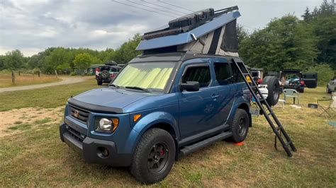 Owner Turns Honda Element Into Camper, Complete With Rooftop Tent