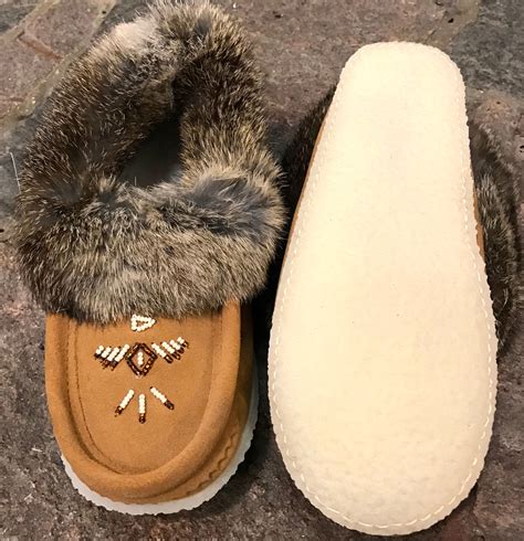 Classic Fur Moccasin with Rubber Sole in Mocha – Whetung Ojibwa Centre