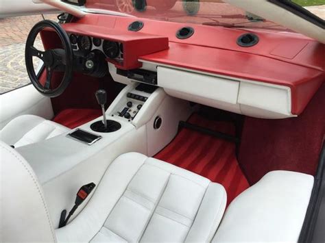 Lamborghini Countach Interior - 1989 Lamborghini Countach 25th Anniversary Edition | The Gold News