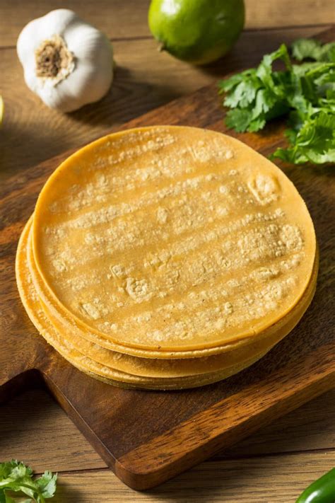 How to Heat Corn Tortillas - The Easiest Way! - COOKtheSTORY