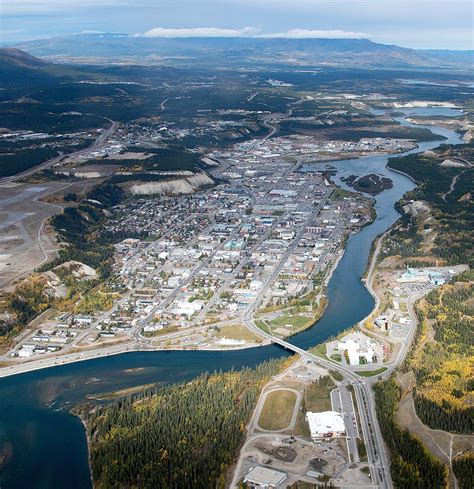 Whitehorse Daily Star: Yukon population tops 42,000