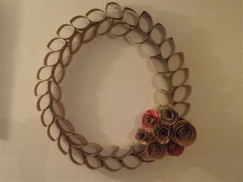 Toilet Paper Tube Wreath