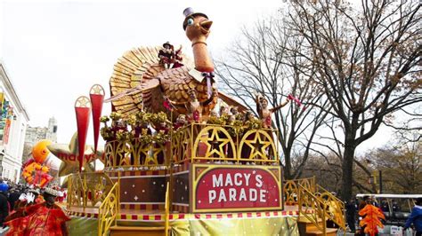 Macy's Thanksgiving Day Parade to Go Virtual for 2020