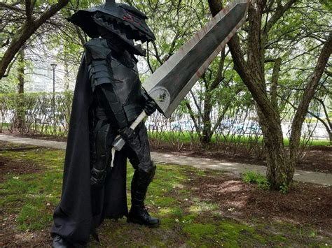 Guts (Berserk) Cosplay at C2E2 2017 | Cosplay Amino