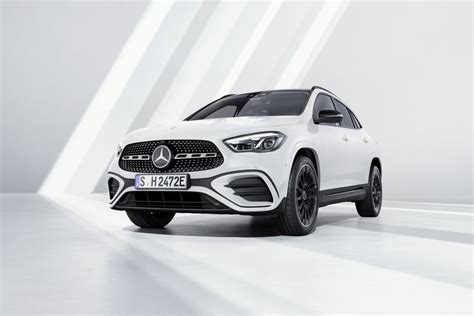 Mercedes-Benz GLA (H247, facelift 2023) GLA 200 (163 Hp) Mild Hybrid 7G-DCT