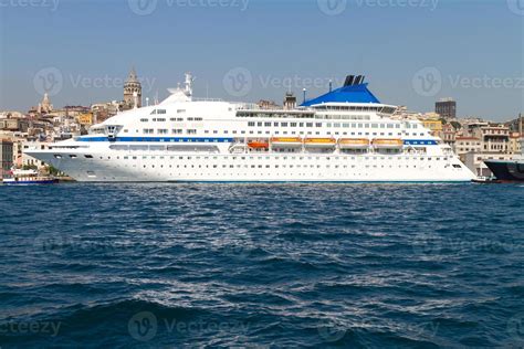 A Cruise in Istanbul 11148089 Stock Photo at Vecteezy