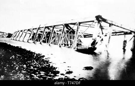 Tay Bridge Disaster Stock Photo: 5072644 - Alamy