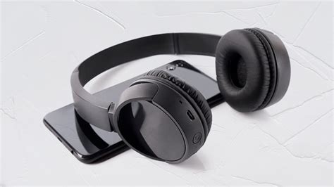 How to Pair Onn Bluetooth Headphones? (Updated Guide)