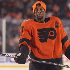 Wayne Simmonds - Bio, Net Worth, Nationality, Contract, Salary, Current ...