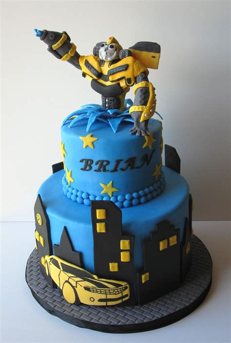 Transformer cake - BumbleBee. All fondant / fondant+tylose except for ...