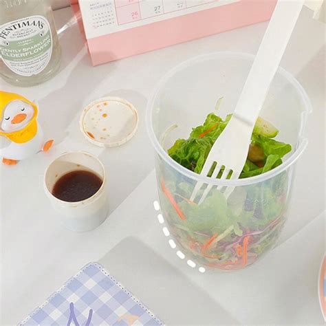 Bottle-Shaped Lunch Salad Container - ExplorerChoice