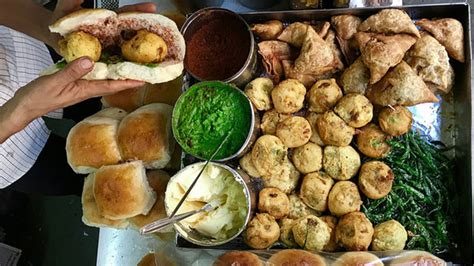 8 Delicious Delicacy of Mumbai That You Must Try-Easemytrip