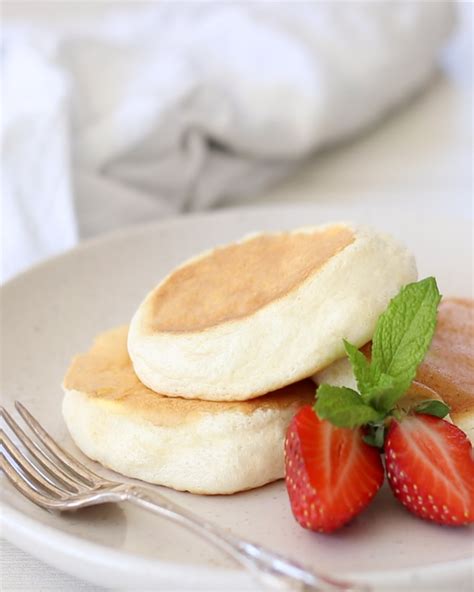 Soufflé Pancake Recipe - Recipes by Carina