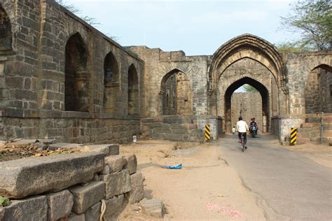 Journeys across Karnataka: Warangal Fort - eastern gateways