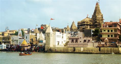 Dwarkadhish Temple Mathura (Timings, History, Entry Fee, Images, Aarti, Location & Phone ...