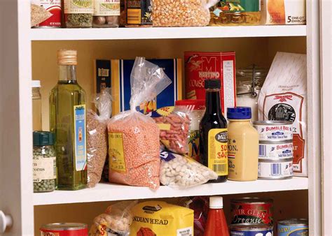 9 Things Experts Say You Shouldn't Store In Your Pantry