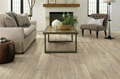 2021 Laminate Flooring Trends: 13 Stylish Laminate Flooring Ideas ...