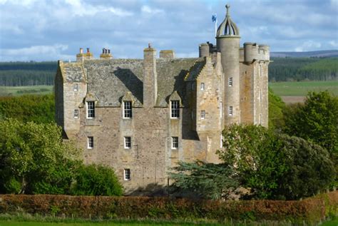 Clans & Castles - An Authentic Scottish Castle Experience