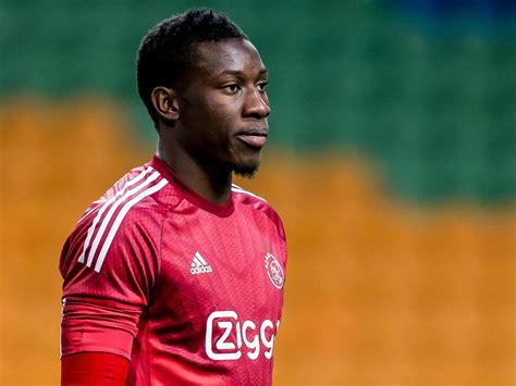 Onana is happy and ready to fight for his place — Ajax Daily