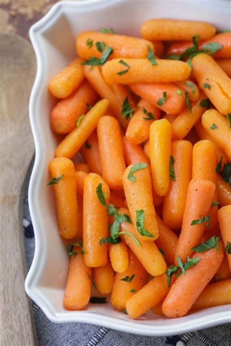 Easy Honey Glazed Carrots recipe | Lil' Luna