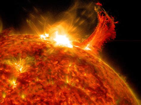 ThreeFiveSevenFourSixTwoOne: Solar Flare 2025 Real Or Fake Nasa