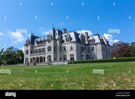 Historic state mansions in Ocean Drive Historic District, Newport ...