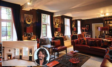 Laurence Llewelyn-Bowen Designs : Laurence Llewelyn Bowen Wallpapers Wallpaper Direct