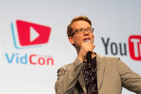 YouTube Star Hank Green Will Publish His First Novel Next Year - The ...