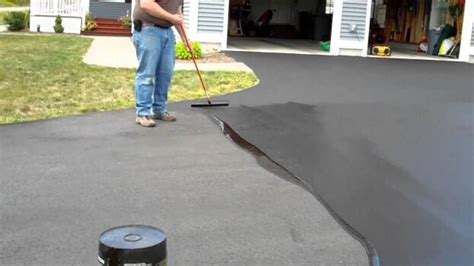 Why Asphalt Driveways Are Right For Your Home