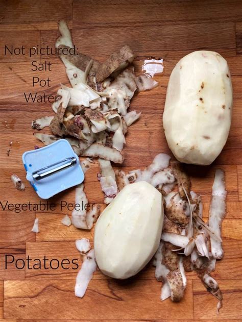 10 Minute • How to Boil Potatoes for Mashing • Loaves and Dishes