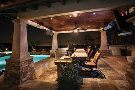 20 Lavish Poolside Outdoor Kitchen Designs