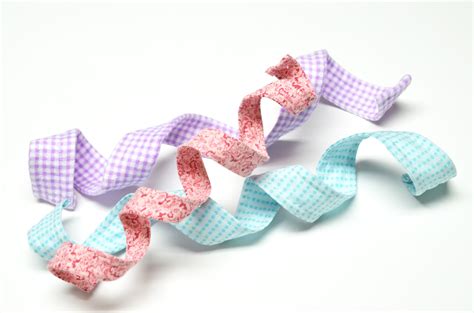 Sewing and Crafting with Sarah: How to Make Wired Fabric Ribbon Craft ...