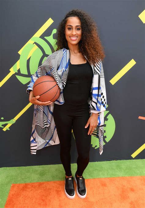 Skylar Diggins-Smith at the Nickelodeon Kids’ Choice Sports Awards in ...