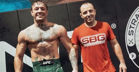 UFC fans fear bulked-up Conor McGregor "won't last a round" in comeback ...