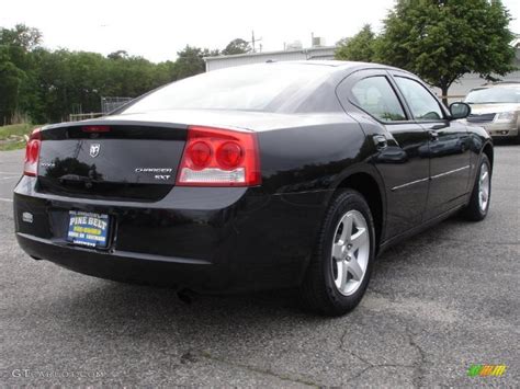 2010 Brilliant Black Crystal Pearl Dodge Charger SXT #30431889 Photo #4 | GTCarLot.com - Car ...