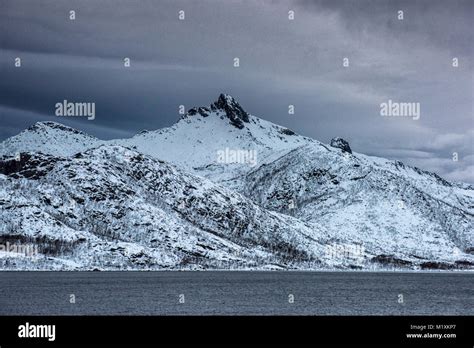 Snow covered landscape in the Lofoten Islands of Norway Stock Photo - Alamy